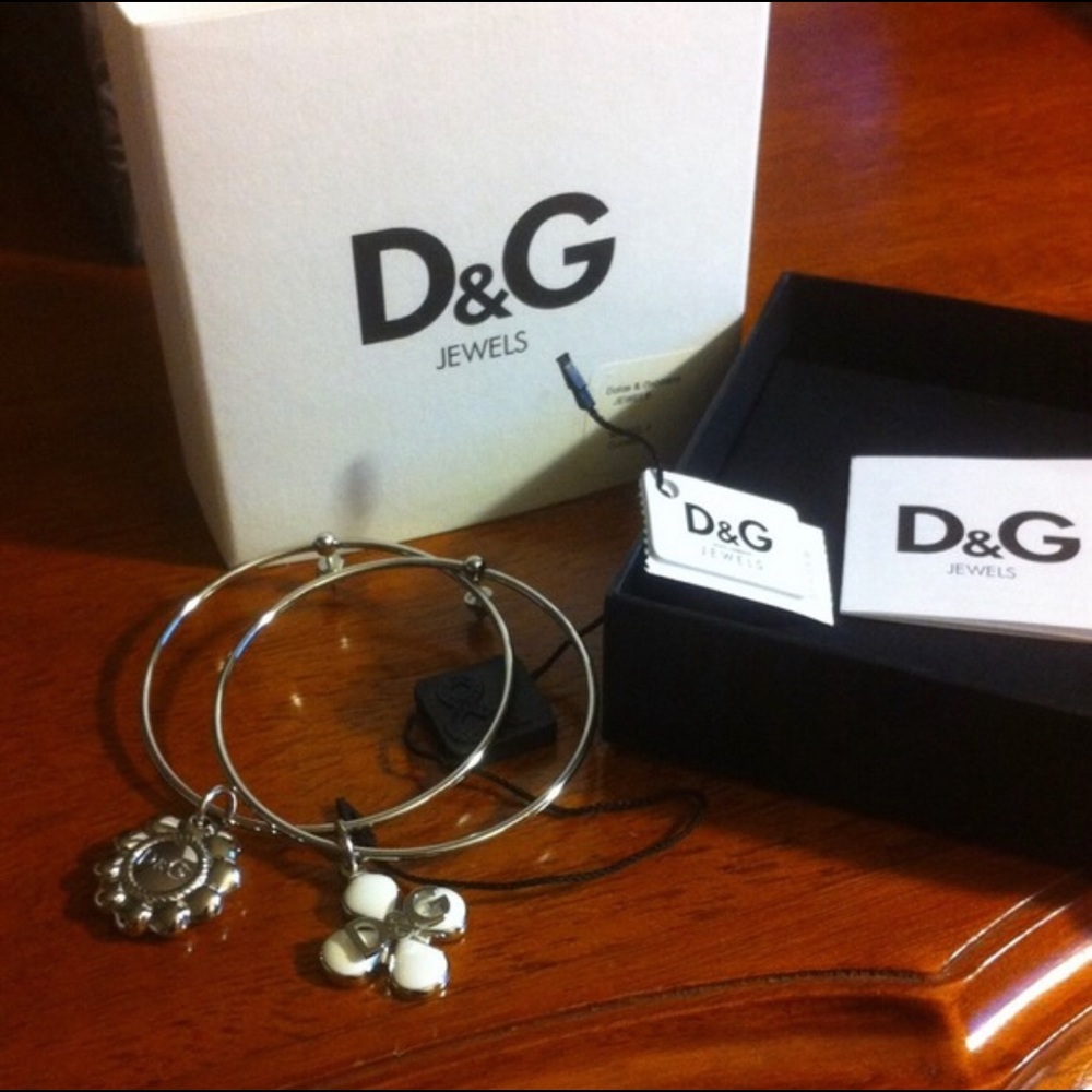 D&G earrings